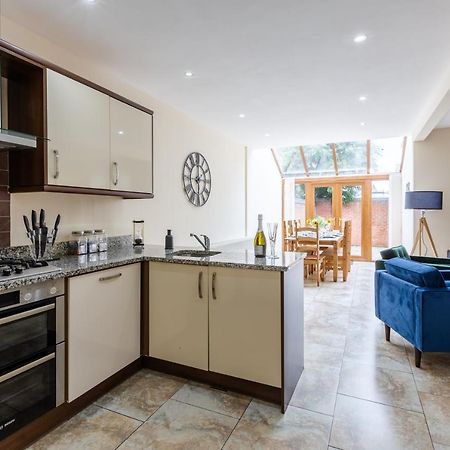 Albert - 5 Bedrooms Sleeps 11 Parking Wi-Fi Contractors Preston (Lancashire) Exterior foto