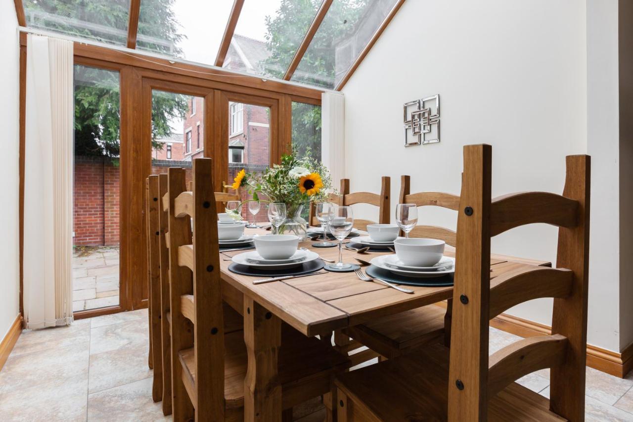 Albert - 5 Bedrooms Sleeps 11 Parking Wi-Fi Contractors Preston (Lancashire) Exterior foto