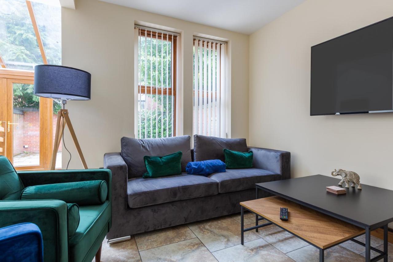Albert - 5 Bedrooms Sleeps 11 Parking Wi-Fi Contractors Preston (Lancashire) Exterior foto